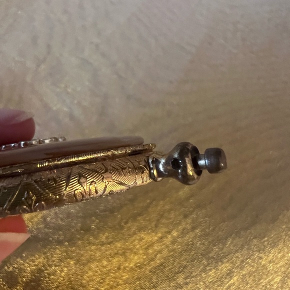 VINTAGE ESTEE LAUDER POWDER COMPACT 1960s Gold Tone & Mother Of Pearl - Picture 3 of 13